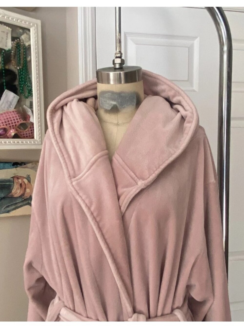 WYSTERIA LANE Pale PINK Velour velvet Oversized Hood Hooded belted Bathrobe - Picture 3 of 7